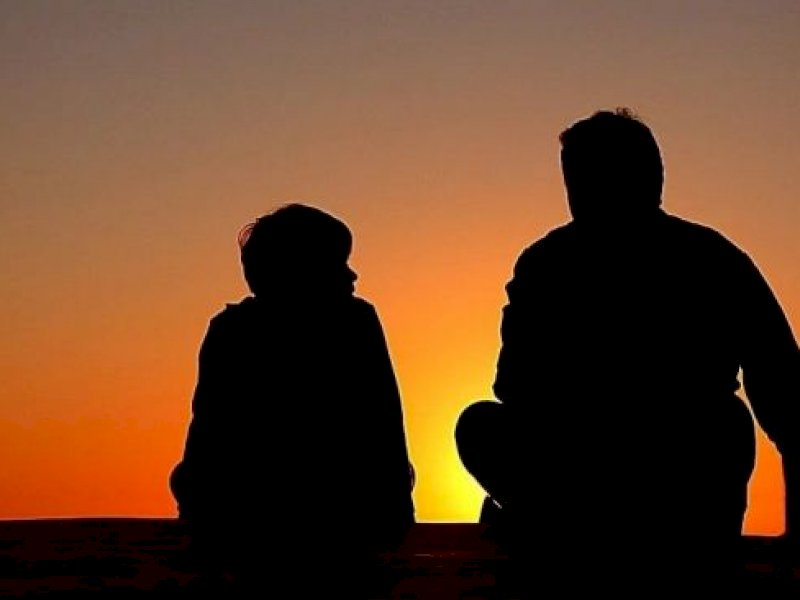 Ilustrasi anak dan ayah (pixabay/Free-Photos)