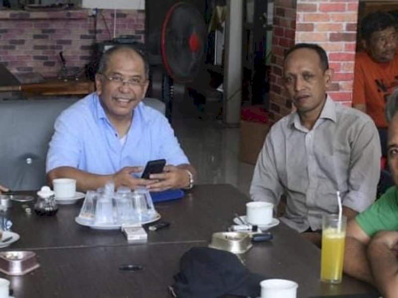 Ilham Arief Sirajuddin (IAS) bersama H. Muhammad Said di Banteng. (Foto: Istimewa)