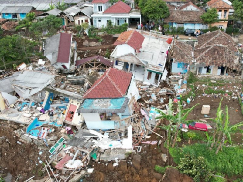 Kondisi rumah warga yang terdampak gempa di Cugenang, Kabupaten Cianjur, Jawa Barat, Kamis (24/11/22). (Foto dok. Bidang Pengelolaan Data dan Sistem Informasi BNPB)