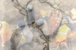 Pilu Mayat Ibu Berpelukan dengan Dua Anaknya, Korban Gempa Cianjur