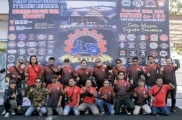 Peringati HUT Pertamina ke 65, PertaScooter Berbagi Paket Sembako&nbsp;
