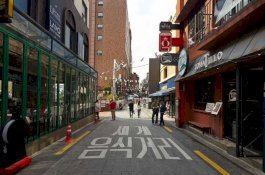 Membaca Gaya Hidup Negeri K-Pop dan Jepang yang Kini Krisis Populasi