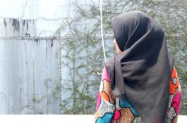 Perempuan Indonesia Beli 1,02 Miliar Jilbab Tiap Tahun, Hanya 25% Dibikin Dalam Negeri