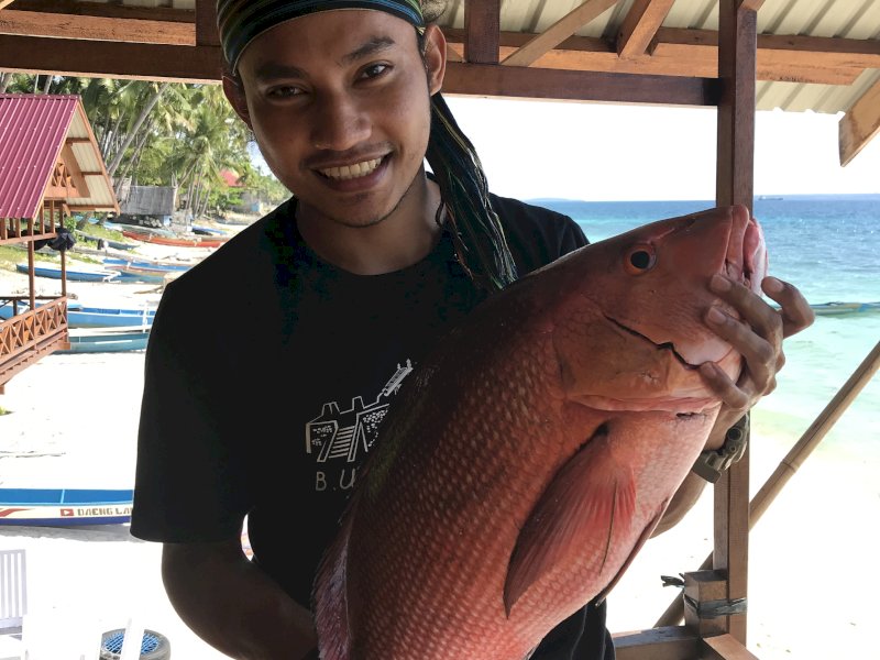 La Ode, alumni Masterchef Indonesia musim 8, sering mendapatkan seafood segar dari nelayan.