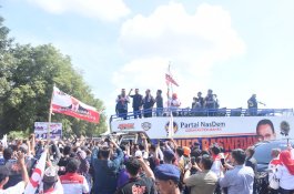 Ribuan Kader NasDem dan Relawan Menyambut, Anies Baswedan: Ewako!