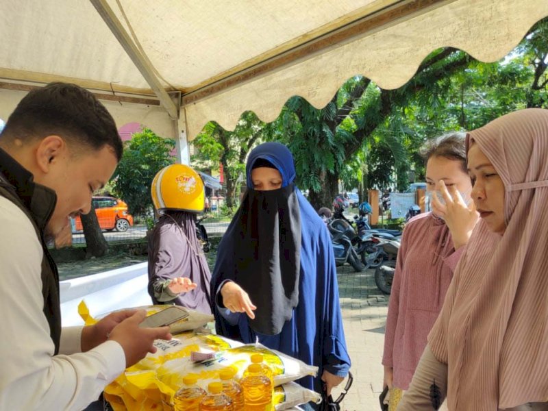 Salah satu lokasi Gelar Pangan Murah (GPM) di kota Makassar, Sulsel, Senin (12/12/2022) pagi Wita. 