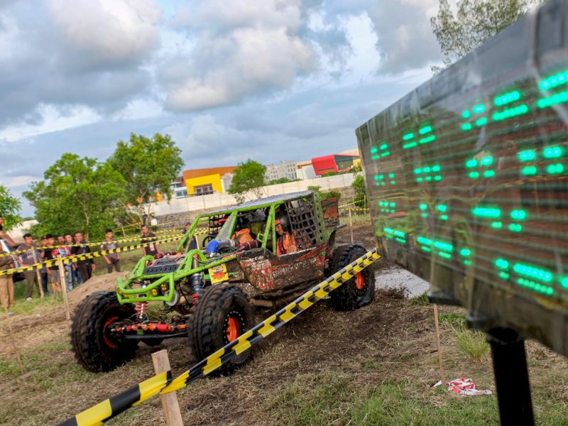 Kejurda Piala Wali Kota Off-Road Adventure 2022 di Pantai Tanjung Bunga Makassar, 18 - 20 Desember 2022. (Foto: Humas Pemkot Makassar).
