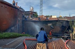 4 Rumah Terbakar di Jl Emmy Saelan, Dg Naba: Habis Tinggal Baju Saya Pakai