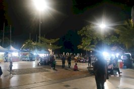 Pantai Losari Sepi Pengunjung di Malam Jelang Pergantian Tahun Baru 2023