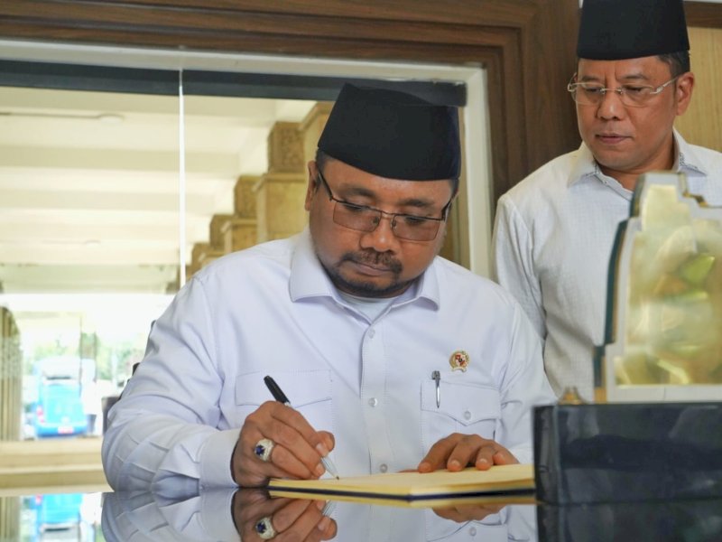 Menag Yaqut Cholil Qoumas minta Kemenag Sulsel Verifikasi dan ajak dialog. @Jejakfakta/Kemenag