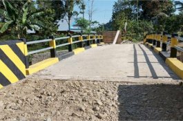 Disupport Bantuan Keuangan Pemprov, Jembatan Poringan yang Ambruk Kini Dapat Diakses Kembali