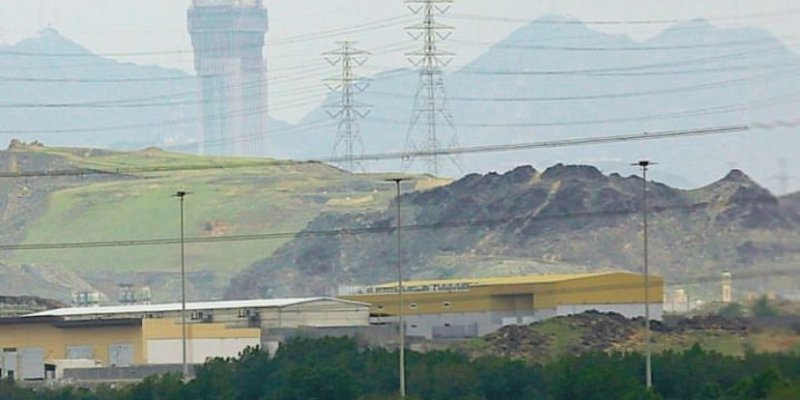 Pegunungan Makkah Hijau, Heboh!