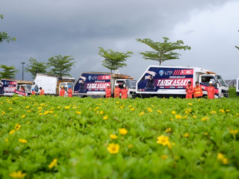Truk pengangkut sampah milik Pemkot Makassar.