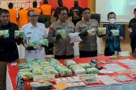 Polisi Ungkap Kasus 43 Kg Sabu di Makassar, 4 Kurir-Pengedar Ditangkap