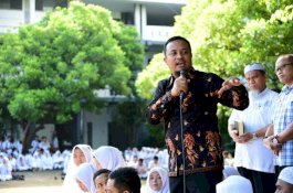 Literasi Al-Quran Bentuk Karakter Siswa, Lulus SMA/SMK Bisa Hafal Juz 30