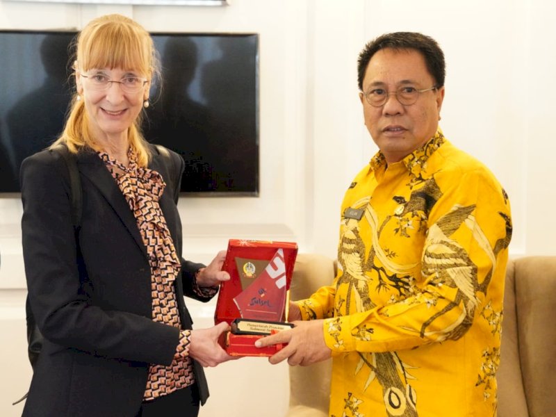 Duta Besar Jerman, Ina Lepel dan Pj Sekprov Sulsel, Andi Aslam Patonangi, saat bertemu di Kantor Gubernur Sulsel, Kamis (26/1/2023). @Jejakfakta/Ist.