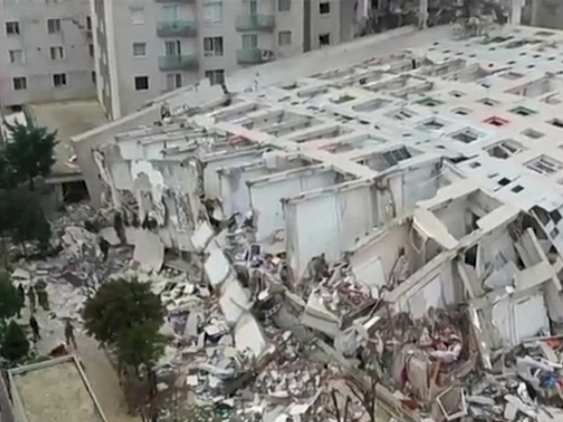 Dampak gempa bumi magnitudo 7,8 Senin 6 Februari 2023 di Turki. [Foto: BBC].