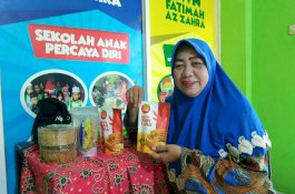 Bu Nuraeni Patut Jadi Contoh, Selamatkan Istri Nelayan Makassar dari Rentenir hingga Cetak Emak-emak Mandiri