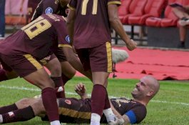Wiljan Pluim Catatkan Sejarah di Liga 1: Gelandang Tersubur