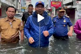 Di Tengah Banjir Makassar, Wali Kota: Kondisi 1 Meter