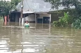 Banjir di Blok 10 Antang Makassar Lebih 1 Meter