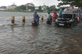 Hati-hati, Waduk Tunggu Pampang Makassar Meluap