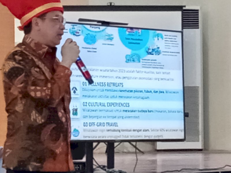 Direktur Bank Indonesia (BI) Provinsi Sulawesi Selatan, M Firdauz Muttaqin membahas tentang sektor pariwisata. (Dok. Jejakfakta.com)
