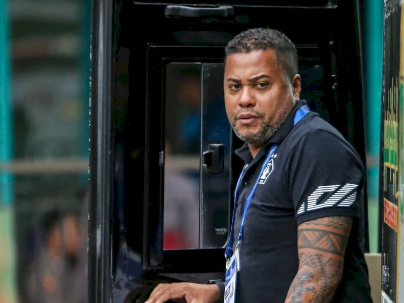 Pelatih Persik Kediri, Divaldo Alves. Foto/Persik Kediri Official 