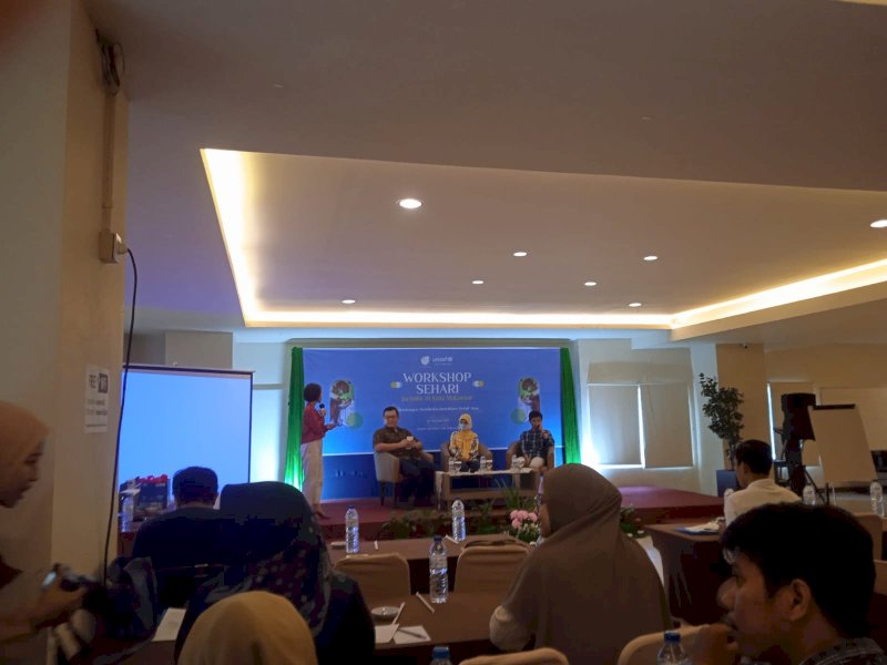 Workshop Badan internasional untuk anak United Nations Children's Fund (Unicef) Indonesia bekerja sama aliansi jurnalis AJI Makassar, Senin (20/2/2023). (Ikbal Nur/jejakfakta).