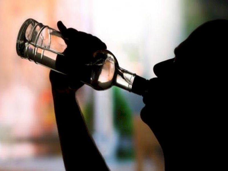 Ilustrasi Minuman Keras Oplosan. @Jejakfakta