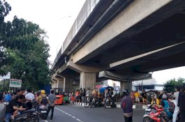 Bentrok Dekat Ablam Jl AP Pettarani, Lalu Lintas Lumpuh