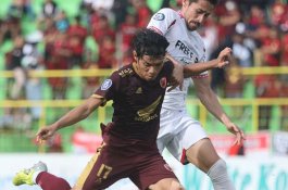 Babak Pertama: Ryo Matsumara Pimpin Kemenangan Persis atas PSM