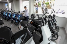 Pemerintah Batasi Subsidi untuk 200 Ribu Unit Pembelian Motor Listrik Baru