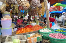 Serba Mahal Sembako di Pasar Daya Makassar