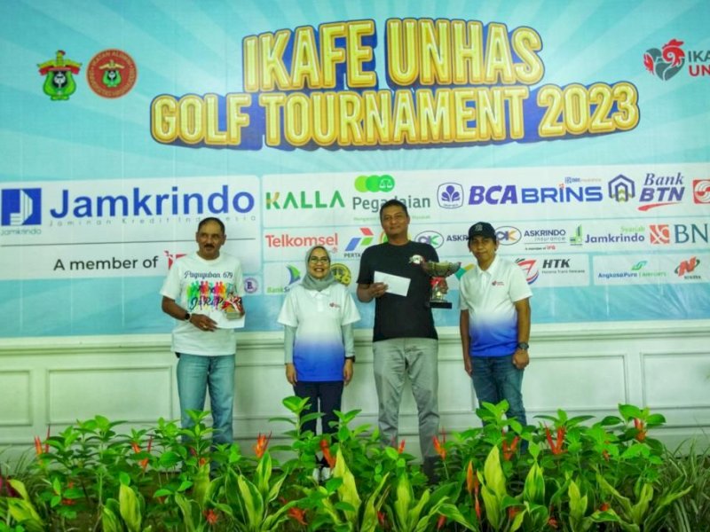 Ikafe Unhas Golf Tournament 2023 membanjiri pesertanya dengan berbagai hadiah berlimpah dan menarik. @Jejakfakta/ist.
