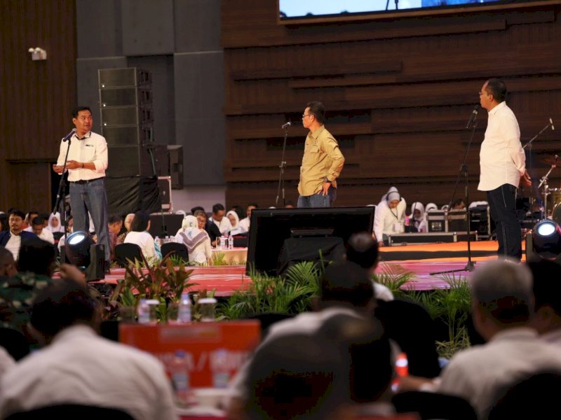 Direktur Eksekutif Walhi Sulsel, Muhammad Al Amin memberikan pemaparan terkait solusi kebencanaan di Kota Makassar. @Jejakfakta/do. Humas Pemkot Makassar.