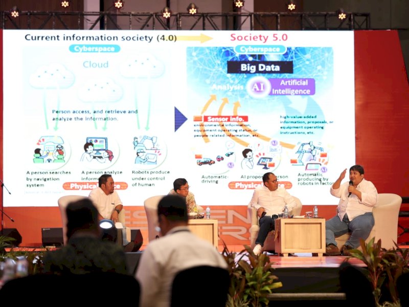 Prof Yohanes Surya menjadi pemateri dalam Rapat Koordinasi Khusus Pemkot Makassar Tahun 2023, di Makassar, Selasa (14/03/2023). @Jejakfakta/dok Humas Pemkot Makassar.