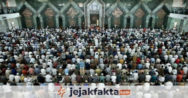 Arti Itikaf di Ramadan 2026, Amalan Sunnah Penuh Manfaat di 10 Malam Terakhir