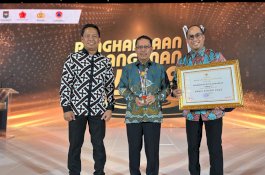 Pemkot Makassar Raih PPKM Award 2023, Bukti Keberhasilan Program Makassar Recover