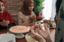 Bacaan Niat Puasa Ramadan dan Rukunnya, Waktu Berniat Beda Puasa Sunah