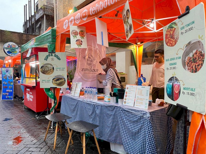 Pusat kuliner dan jajanan Festival Ramadan Social Fooddi Hotel Singgasana, dibuka selama Bulan Ramadan. @Jejakfakta/Atri Suryatri Abbas