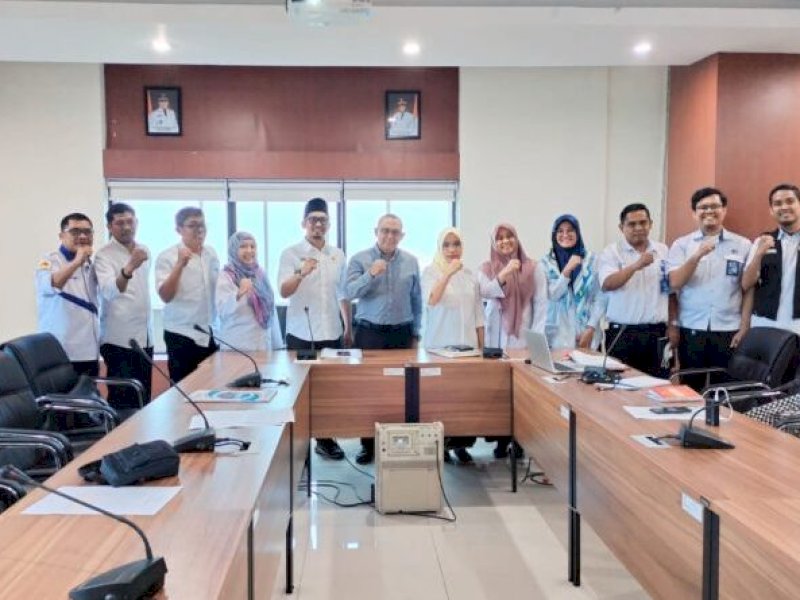 Rapat koordinasi pembangian kewenangan pengelolaan air limbah domestik yang melibatkan UPT BLUD PAL Dinas PU dan Direksi PAL PDAM Kota Makassar, baru-baru ini.