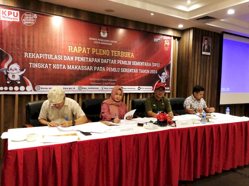 Rapat Pleno Terbuka Rekapitulasi Daftar Pemilih Sementara Pemilu 2024 tingkat Kota Makassar di Hotel Arthama, Rabu (5/4/2023). @Jejakfakta/dok Humas KPU Makassar