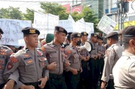 Demo Mahasiswa Papua di Makassar soal Freeport Dibubarkan Ormas BMI Pimpinan Zulkifli