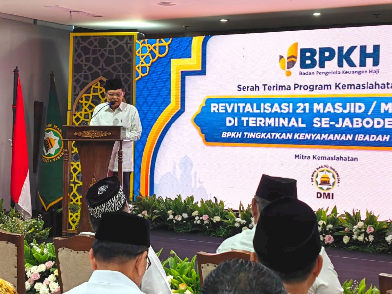Serah Terima Program Kemaslahatan 2023 Badan Pengelola Keuangan Haji ( BPKH) dengan DMI Revitalisasi 21 Mesjid dan Musholah di Terminal se Jabodetabek di Gedung DMI, Jl. Matraman, Jakarta Timur, Jumat (14/04/2023). @Jejakfakta/Rudi Gunawan