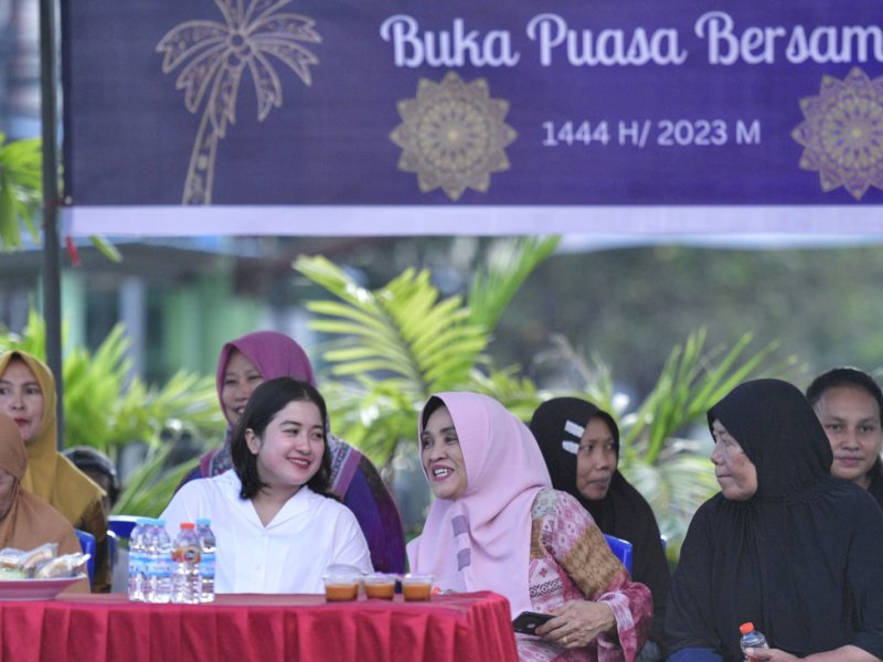 Hegarmana Saggaf hadir pada buka puasa bersama sekaligus peresmian sebuah lapangan yang berlokasi di Asrama Mattoanging Jl. Cendrawasih, Makassar, Kamis (20/04/2023).&nbsp;@Jejakfakta/Reza Arifuddin