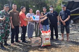 PT Vale Serahkan Bantuan untuk Korban Kebakaran di Desa Puubunga, Kolaka 
