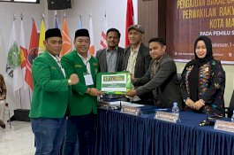 Daftarkan 50 Bacaleg, PPP Target Minimal 7 Kursi di DPRD Makassar