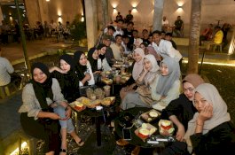 AMCB Bergerilya Sasar Milenial Bone