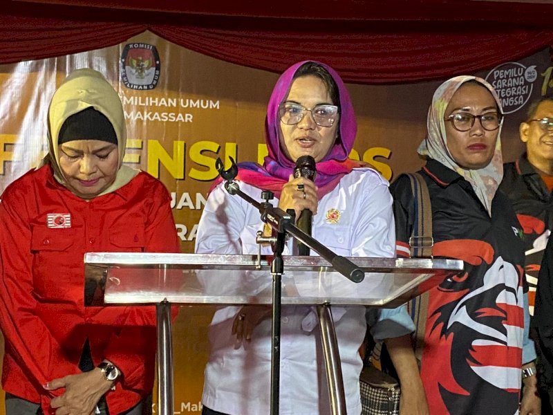 Partai Kebangkitan Nusantara (PKN) Makassar, menjadi partai terkahir yang resmi mendaftarkan 50 Bacalegnya di kantor KPU kota Makassar, Minggu (14/5/2023). @Jejakfakta/Atri